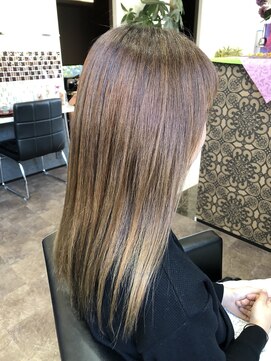 サロンドジュネ(salon de JUNE) サラサラ♪ツヤツヤ♪ストレート