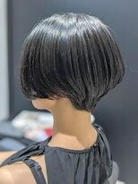 ジエクト 本店(The Ect)&nbsp;大人前下がりショート×ブラックネイビーカラー×秋冬カット