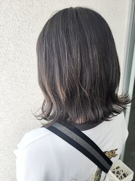 ゴットラトゥール(GOTTO LATOUR) グレージュ大人可愛いハイトーン透明感カラーふんわり外ハネ