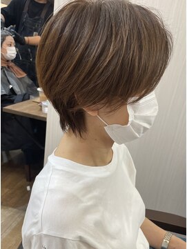 ギフト ヘアー サロン(gift hair salon) 【マッシュショートベージュ】原口健伸