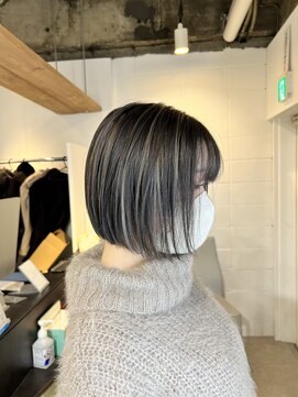 タオ 河原町(Tao) ボブとハイライト