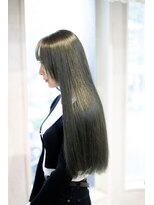 アリー 原宿 表参道(ALLY)&nbsp;[ALLY松村]ブリーチなしオリーブグレージュ20代/原宿オリーブ