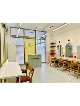 【ヤオコー川崎枡形店内３F】4席のみ/プライベート空間なカラー専門店◎アクセス良好で通い易いのが嬉しい!