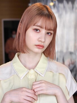 ラフ フロム ガーデン(Laf from GARDEN) ハイトーンカラー/切りっぱなしボブ/ピンクブラウン/フルバング