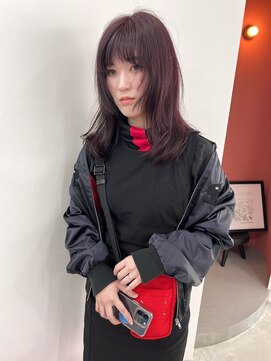 アム(am) フェイスレイヤー　顔まわりカット　ワインレッド　ダブルカラー