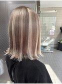 ミルクティーベージュ