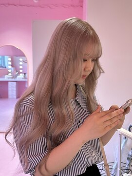 ダズリングディア(Dazzling Deer) ホワイトシルバー/ホワイトカラー/シルバーアッシュ/ハイトーン