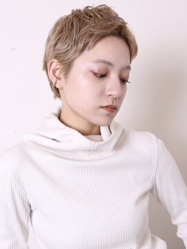 ヨファ ヘアー 芦屋店(YOFA hair) イメチェン似合わせカットハイトーンベリーショート0202