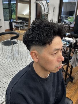 ザデイトウキョウ 表参道 青山(THE DAY TOKYO) スキンフェード/アップバング/大人メンズ/メンズカット