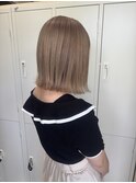 ミルクティーベージュ×ボブ