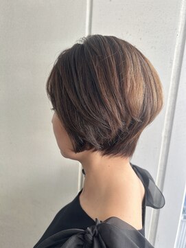 ルーファス 恵比寿 渋谷(Ruufus) 40代50代　前下がりショートボブ2509