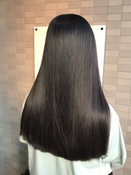 シークエストアンドシプラス(C/QUEST&C-plus)の写真/【一人ひとりの髪質に合わせてご提案】ナチュラルで理想のサラ艶髪へ