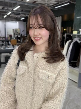 ソピ バイ インビテーション(sopi by invitation) ミディアムレイヤー　ラベンダーベージュ　オリーブベージュ☆