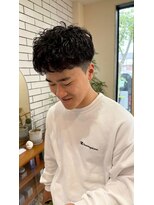 シフト(SHEEFT)&nbsp;スパイラルパーマ波巻きパーマ韓国黒髪マッシュ刈り上げ