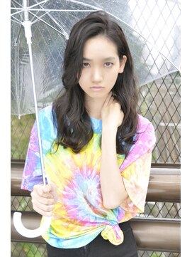 ミルシー(millci) 【millci】 ☆黒髪でも決まる☆ニュアンスカールのセミロング