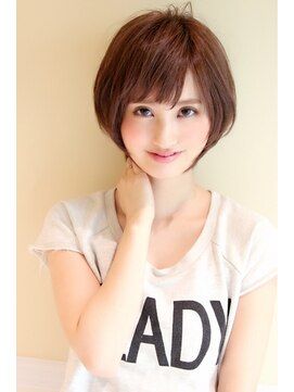 レウナ 外苑前(Reuna) 大人かわいい・小顔ふんわりショート【外苑前・青山・表参道】