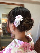 ヘアサロン 美髪(mikami)&nbsp;編み込みのヘアアレンジ
