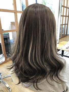 ベルポートヘア(Bellport hair) ハイライト×グレージュカラー☆