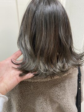 ヘアーデザイン シュシュ(hair design Chou Chou by Yone) ハイライト&バレイヤージュ×オリーブアッシュ♪