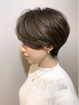 エル(aile) 簡単にキマる　質感ショート