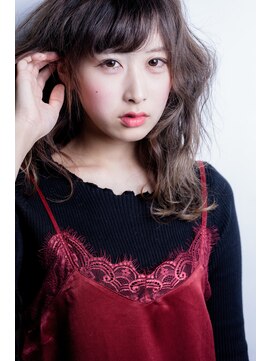 ミエル ヘア 新宿(miel hair) 〈mielhair新宿〉透明感　イルミナカラー　ウェーブ　セミディ