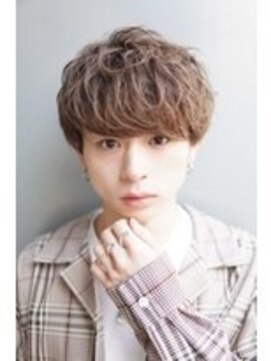 アイトーキョー 名古屋栄(AI TOKYO) スキンフェード/韓国マッシュ/センターパート[名古屋駅/栄駅]