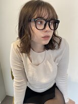 ロカ(roka)&nbsp;鎖骨ミディアム　/ パーマ風スタイリング