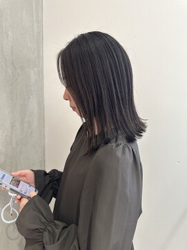 ヨーク(YOKE) YOKE 切りっぱなしボブ結べるボブ伸ばしかけダークグレージュ