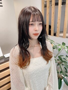 アイリー 名古屋(A/LEE) グラデーションカラー