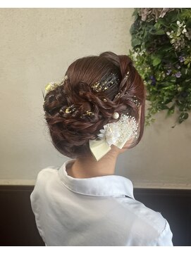 ヘアーズ ラブリージョブリー(hair's Lovely Jubbly) 【前田】大人シニヨン