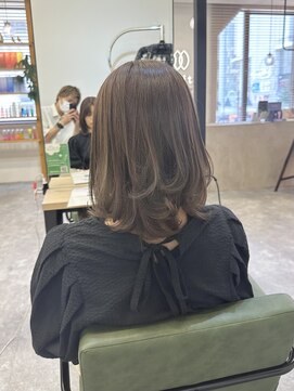 トリニティ 本厚木(trinity) ナチュラルレイヤースタイル本厚木