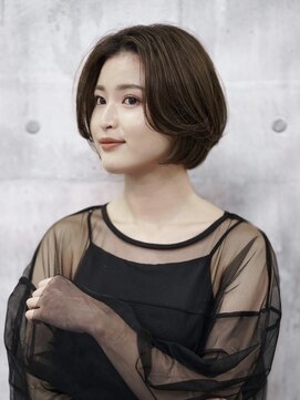 アイスバーグ(eyesburg) ミニボブ/前下がりボブ/ショートボブ/ひし形ボブ/あご上ボブ