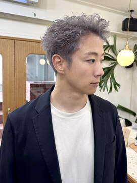 シエン 恵比寿(CIEN) スペインカール/スパイキーショート/フェザーパーマ/恵比寿