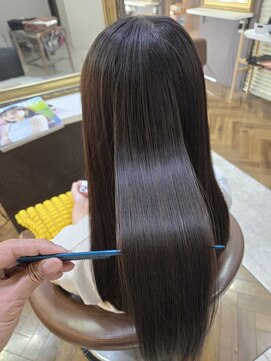デザイナーズヘアー ラグジス(Designers hair LUXIS) ～【LUXIS海老名】～話題の酸性ストレート♪