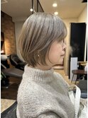 白髪ぼかし/イメチェンヘアスタイル/前髪カタログ/ショートボブ