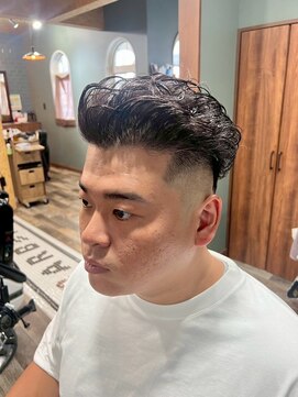 スタンドバーバー 柏(STAND BARBER) サーフカール/スパイキーショート/ブルーブラック/柏