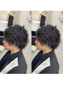 スパイラルパーマセンターパートウルフ