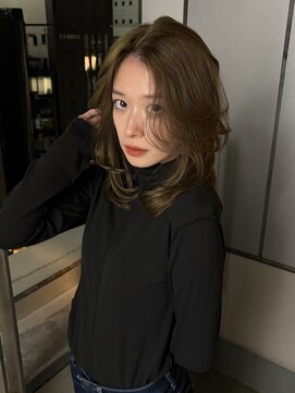 キイ ギンザ(k.e.y GINZA) ミディアムレイヤー