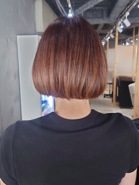 ルーチェ バイ シカマ(LUCE by ∞ SIKAMA) 切りっぱなしボブ