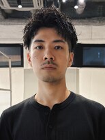 リック(LIC) センターパート×ウェーブパーマ
