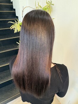 シャンティーク ドット エス(shanteek.es)の写真/【雨の日&湿気も怖くない★】サラッと艶めくナチュラルな曲線美♪ワンランク上の自然な艶髪をご提案!