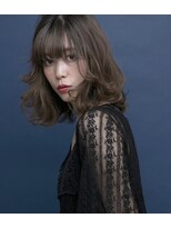大人かわいいやわらかミディ