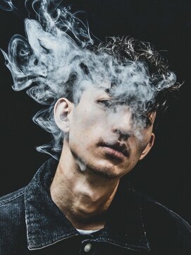 オーシャントーキョーオーバー 渋谷(OCEAN TOKYO OVER) スーツ短髪ツーブロック束感モテるパーママッシュ黒髪波巻き