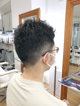 ヘッズ 本八幡店(HEADS) MEN'S HAIR  センターパート　ツイストスパイラル　韓国マッシュ