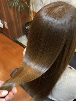 ビグディーサロン(BIGOUDI salon koshien)の写真/【360°美フォルムカット&Aujuaトリートメント¥8800→¥7040】髪の内部から補修！エイジングケアもできる◎