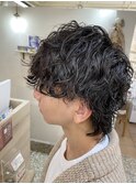 波巻きスパイラルパーマツイストパーマウルフメンズマッシュ