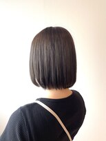 アンド ラ ブランシュ(&.La Blanche)&nbsp;セミディ/シアーカラー/ショートヘア/ボブカット/魅力倍増カール