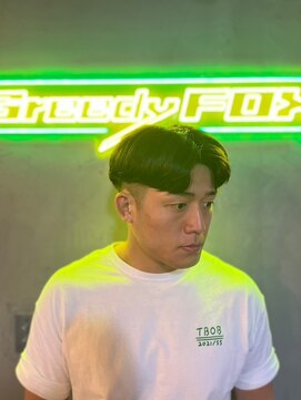 グリーディーフォックス 代々木(Greedy FOX) 波巻き/ハイライト/マッシュパーマ/ウルフ[シェービング]