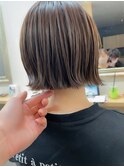 外ハネぱつっとボブ×切りっぱなし×髪質改善[横浜駅]