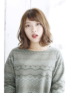 シュシュット(chouchoute) ミニウルフホワイトグレージュデジタルパーマチェリーブラウン08